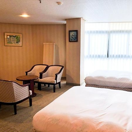 Honey Moon Hotel Renai Bagian luar foto