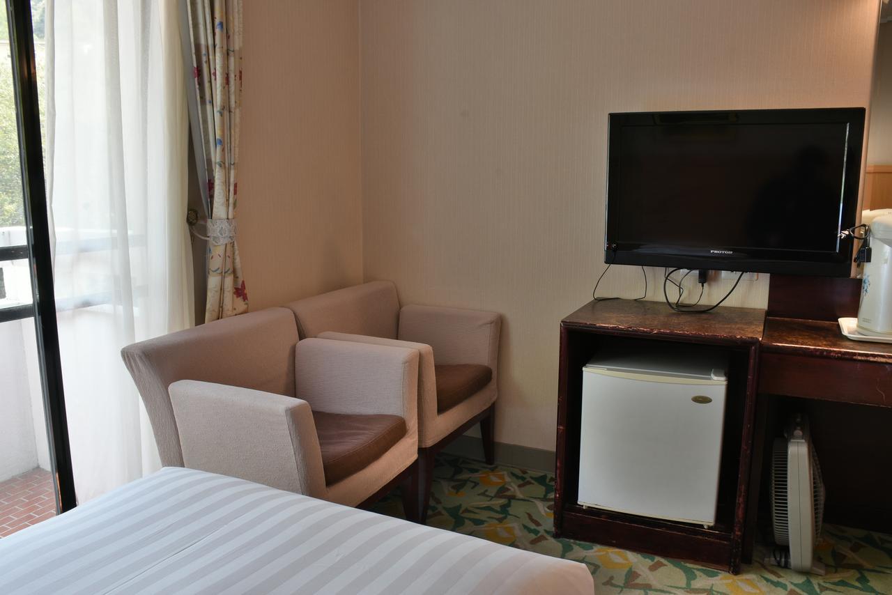 Honey Moon Hotel Renai Bagian luar foto