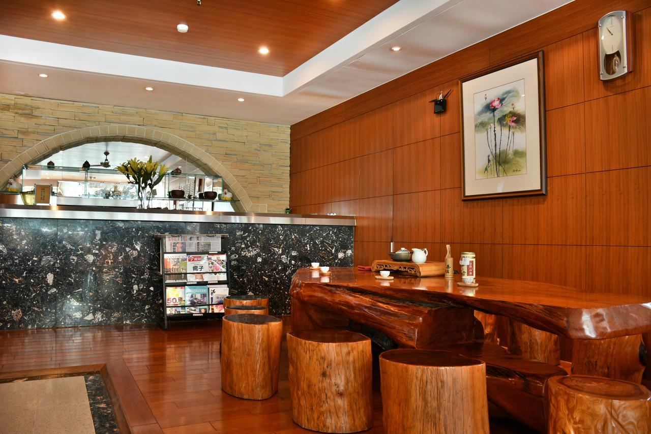 Honey Moon Hotel Renai Bagian luar foto