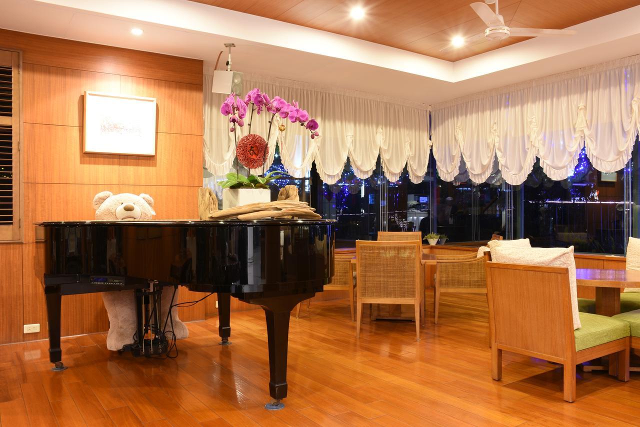 Honey Moon Hotel Renai Bagian luar foto
